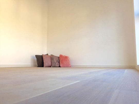 Lichtrijk 2-slaapkamerappartement met terras in Melle - Photo 1