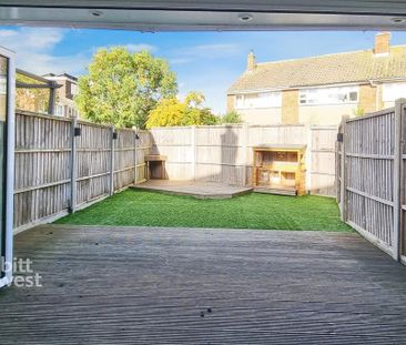 3 bedroom terraced house to rent - Photo 2