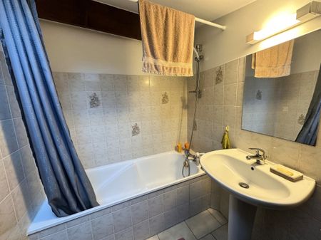 Location Appartement 3 pièces 60m² ETOILE SUR RHONE 26800 - Photo 5