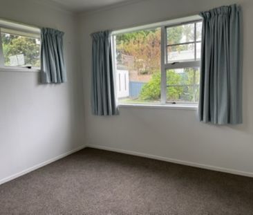 Renovated Beauty - Welcome Bay - Photo 2