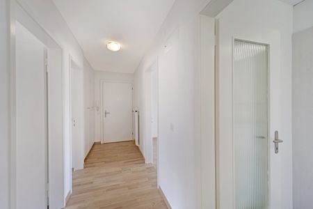 Dans le quartier populaire de Schwäbis - Photo 4
