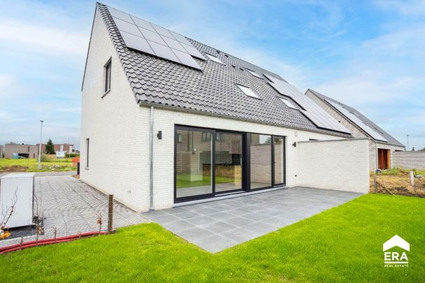 Hoogkwalitatieve nieuwbouwwoning te huur in Lichtervelde - Photo 1