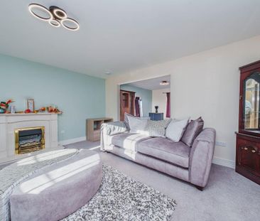 4 bedroom detached house to rent - Photo 4