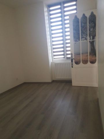 Location Appartement 3 pièces 60m² LA TREMBLADE 17390 - Photo 5