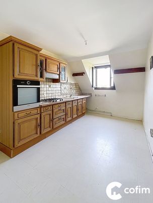Location Appartement 3 pièces 75m² OLORON STE MARIE 64400 - Photo 1
