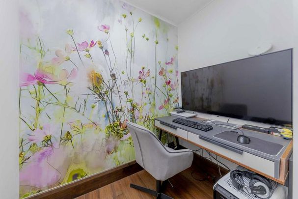 4 bedroom flat to rent - Photo 1