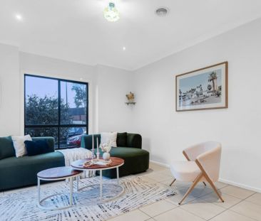 2/18 Vassar Court, Truganina VIC, Belconnen - Photo 2