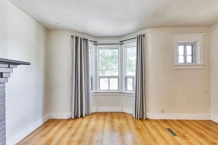 For Lease - 1351 Lansdowne Avenue Unit# Upper, Toronto, Ontario - Photo 2