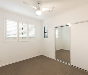 Spacious 4-Bedroom Townhome- Available Soon - Photo 5