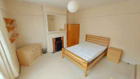Charlecote Road, Worthing - Photo 5