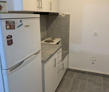 Studio/Γκαρσονιέρα για ενοικίαση Κέντρο (Ζωγράφου) - Photo 4