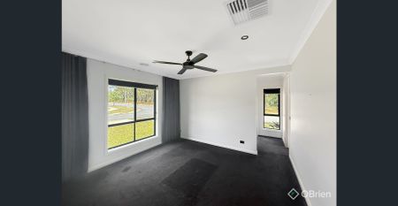 Spacious, Modern & Ready to Enjoy - Photo 4