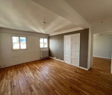 Location Appartement 2 pièces 55m² LISIEUX 14100 - Photo 1