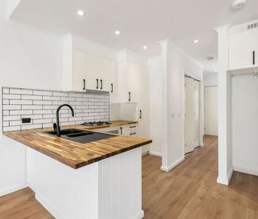 Enjoy Low-Maintenance Living - Photo 5