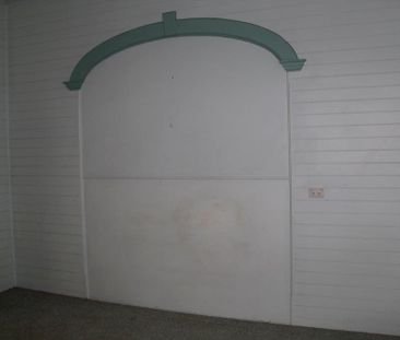 Close to beach - shops and school - Photo 5