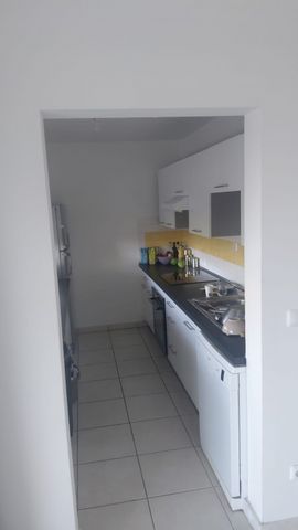 T4 non meublé avec terrasse à Plateau Fofo - Schoelcher - Photo 5