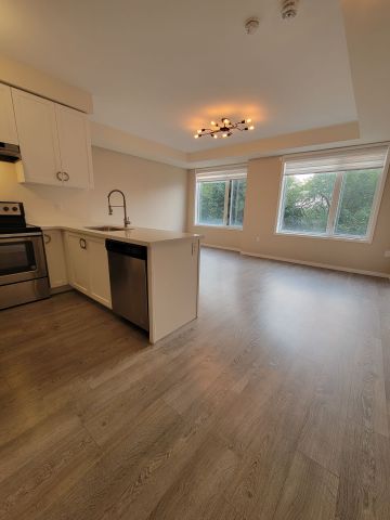 For Lease - 300 Alex Gardner Circle Unit# 48, Aurora, Ontario - Photo 5