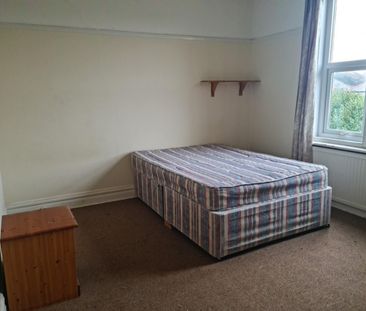 Very Large 6 Bed Student Property - Photo 3