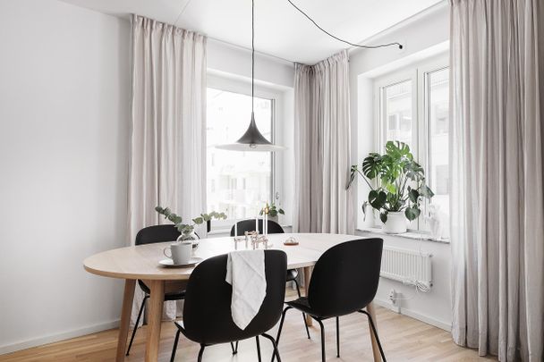 Nina Einhorns Gata, Stockholm - Photo 1