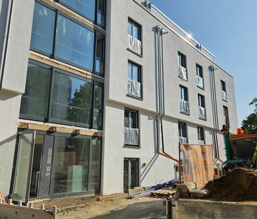 Hochwertiges Studentenapartment mit Pantryküche & Dachterrasse - Photo 2