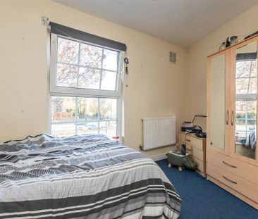 3 bedroom apartment to rent - Photo 5