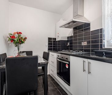 Fulham Road, LONDON - Photo 5