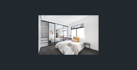 Space & Style - Photo 3