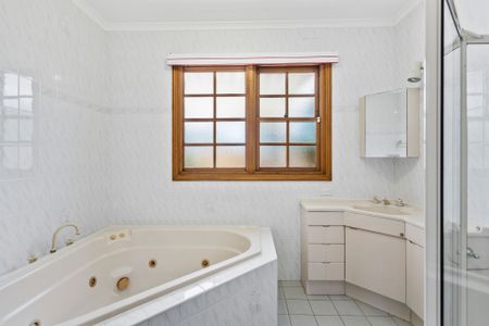 OCEAN VIEWS - Photo 4