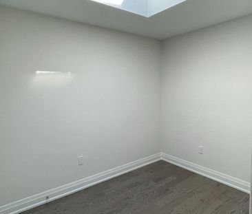 For Lease - 8 Creekbank Road Unit# 2, Toronto, Ontario - Photo 4