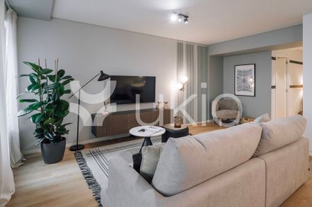 6 room luxury Flat for rent in Lisbon, Portugal - Photo 3