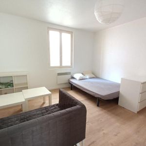 Location Appartement 2 pièces 36m² BORDEAUX 33000 - Photo 2