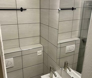 STUDIO À LOUER PROCHE CENTRE : ANNÉE - Photo 6