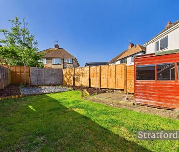 2 bedroom semi-detached bungalow to rent - Photo 6