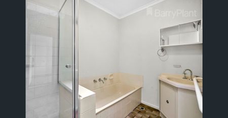 IMMACULATELY PRESENTED UNIT IN AMAZING LOCATION! - Photo 2