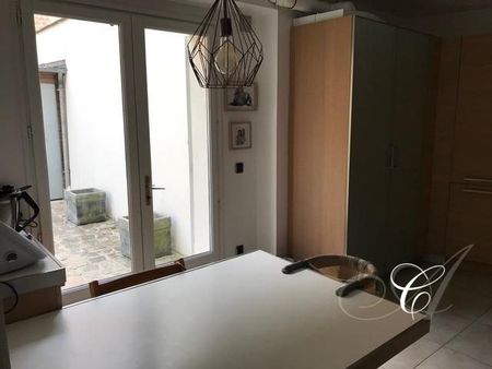 Tout savoir sur cette maison dans le quartier Notre Dame, à Versailles - Photo 5