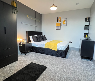 Stratford Street Room 5 - Photo 4