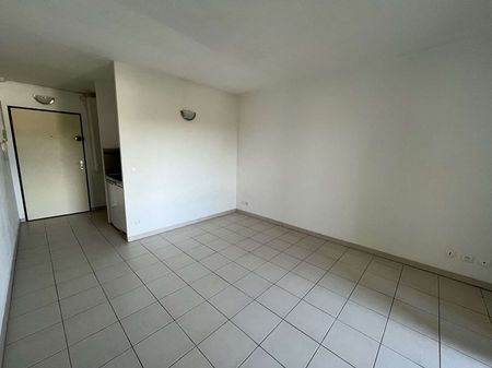 Location appartement 1 pièce, 21.94m², Nîmes - Photo 3