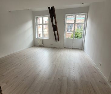 Location Appartement 1 pièce 37m² VALENCIENNES 59300 - Photo 1
