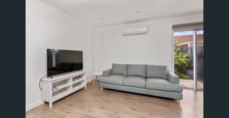 Discover the perfect blend of style and comfort in this beautifully renovated Hectorville unit. - Photo 3