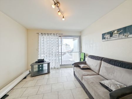 Location Appartement 1 pièce 31m² - Photo 2