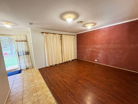 Spacious 4-Bedroom Family Home in Prime Werribee Location! - Photo 3