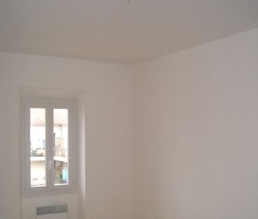 A LOUER - CHATEAURENARD - Appartement T2 de 26 m² dans le centre vi... - Photo 1