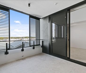 Modern 1-Bedroom Apartment with Ocean Breezes - Bokarina Beach - Photo 1