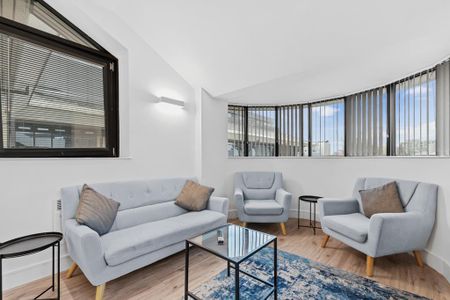 2 bedroom flat to rent - Photo 4