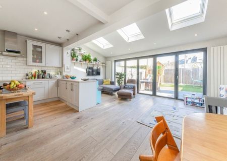 Swaby Road, SW18 3PX, London - Photo 4