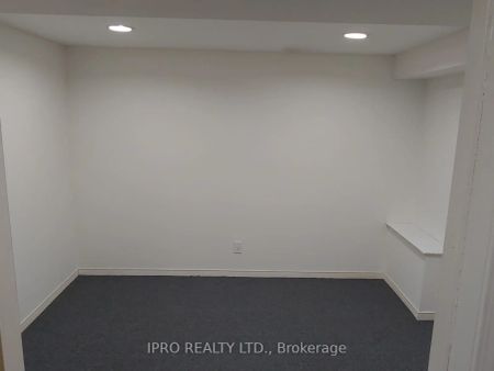 Property For Lease | E9234132 - Photo 3