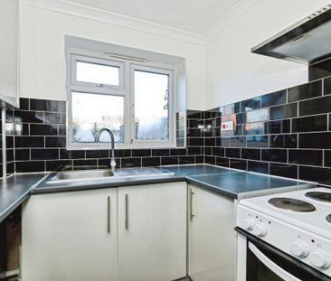 1 bedroom unspecified - Photo 2