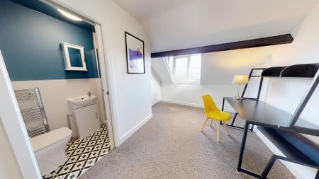 1 bedroom in a house share to rent - Photo 3