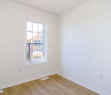 For Lease - 1993 Matteer Court Unit# (28), Innisfil, Ontario - Photo 6