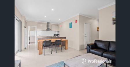 Stunning 3 x 2 Villa! - Photo 3